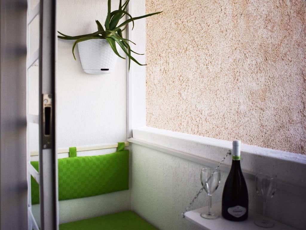 Shower Shows Marsala Exteriér fotografie